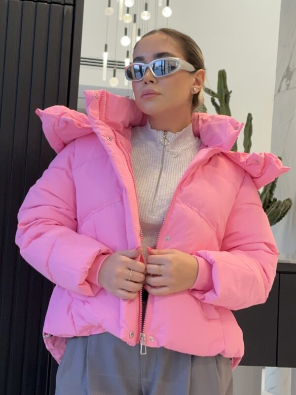 کاپشن زنانه پشم‌شیشه‌ای با کلاه جداشونده – رنگ صورتی – بایکراس